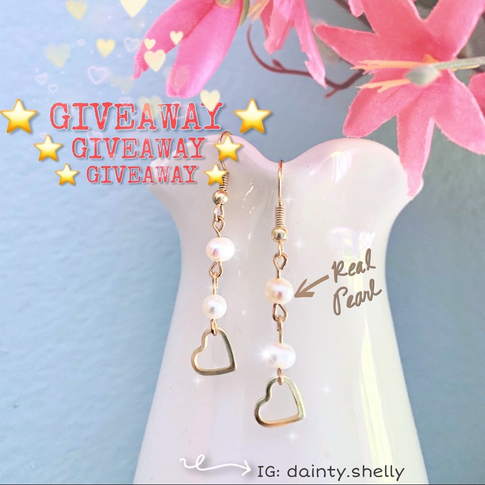 GIVEAWAY! PEARL HEART EARRINGS